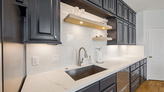 Seabrook 2-story, 3-bed 638 Shorewood Drive-idx