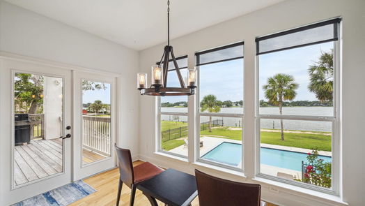 Seabrook 2-story, 3-bed 638 Shorewood Drive-idx
