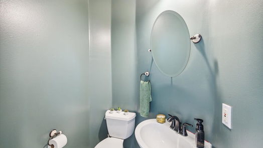 Seabrook 2-story, 3-bed 638 Shorewood Drive-idx