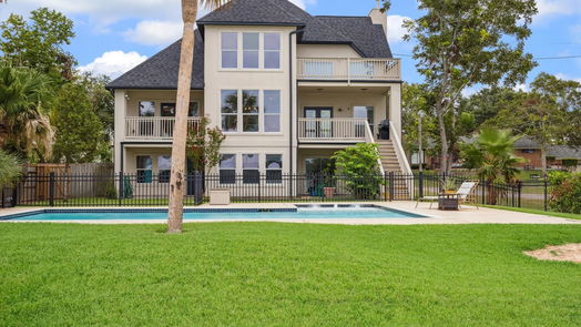 Seabrook 2-story, 3-bed 638 Shorewood Drive-idx