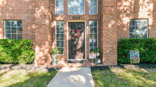 Seabrook 2-story, 5-bed 4102 Lakepointe Forest Drive-idx