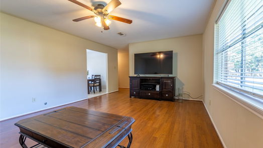 Seabrook null-story, 3-bed 5003 Elm Street-idx