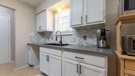 Seabrook null-story, 3-bed 5003 Elm Street-idx