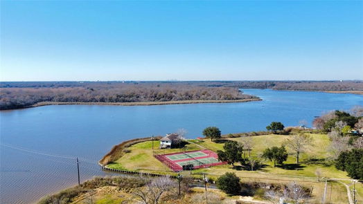 Taylor Lake Village 2-story, 4-bed 4319 Honey Oaks Drive-idx