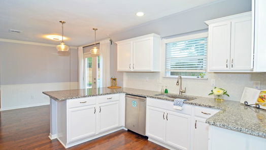 Taylor Lake Village 2-story, 4-bed 4319 Honey Oaks Drive-idx