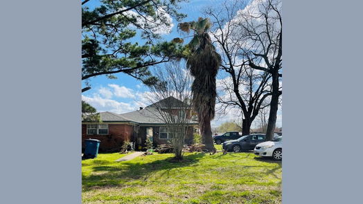 Houston 2-story, 7-bed 502 Avenue F-idx