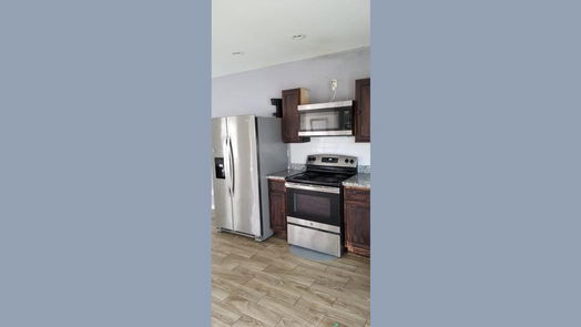 Houston 2-story, 7-bed 502 Avenue F-idx