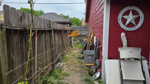 South Houston 1-story, 3-bed 1005 Longley Street-idx