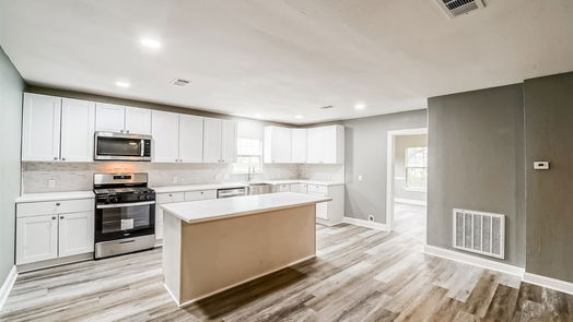 Texas City 1-story, 4-bed 1051 18th Avenue N-idx