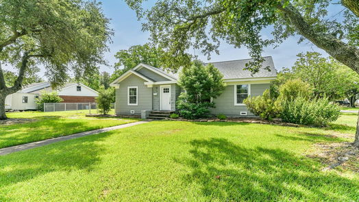 Texas City 1-story, 4-bed 1051 18th Avenue N-idx