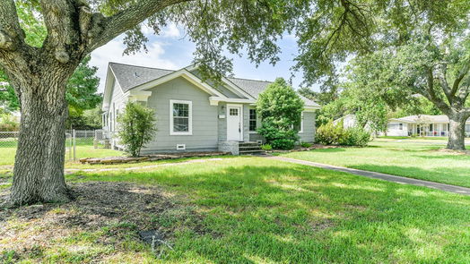 Texas City 1-story, 4-bed 1051 18th Avenue N-idx