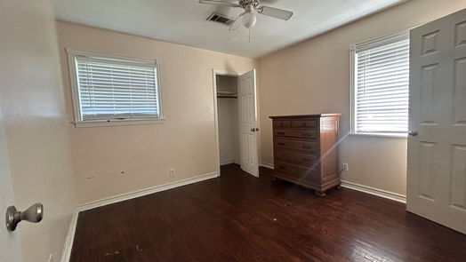 Texas City 1-story, 4-bed 3414 Orange Avenue-idx