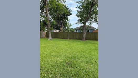 Texas City 1-story, 3-bed 3411 Palm Avenue-idx