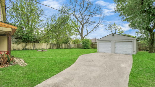 Texas City 2-story, 2-bed 1207 2nd Avenue N-idx