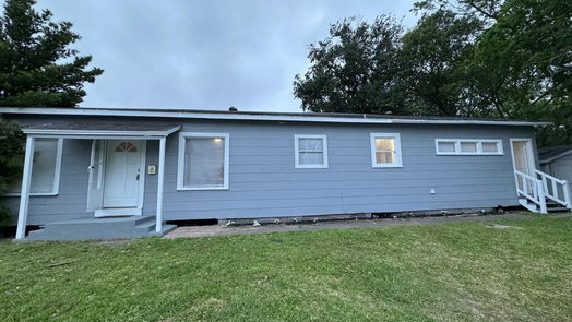 Texas City 1-story, 3-bed 701 6th Avenue N-idx