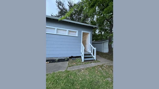 Texas City 1-story, 3-bed 701 6th Avenue N-idx