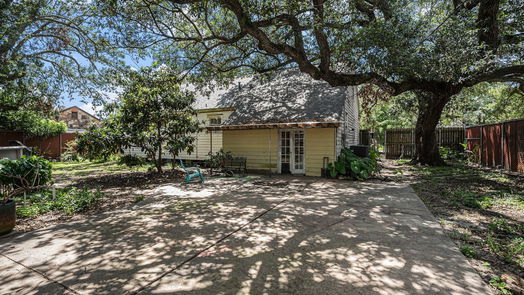 Texas City 1-story, 5-bed 416 10th Avenue N-idx