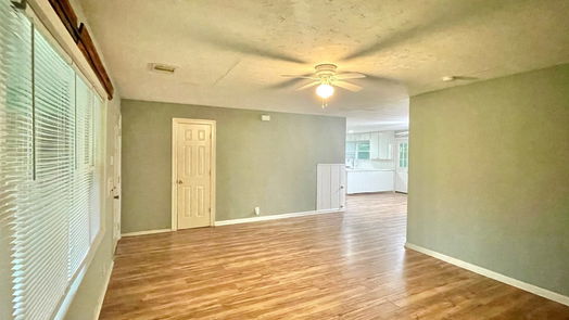 Texas City 1-story, 3-bed 2024 1st Street N-idx