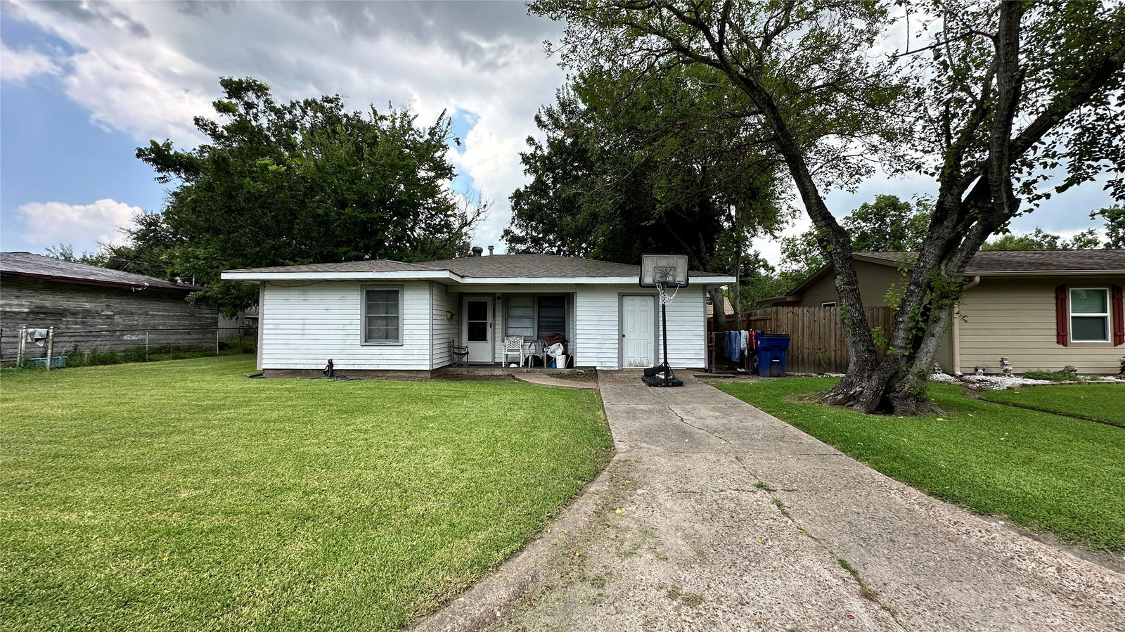 Texas City 1-story, 3-bed 2917 Danforth Drive-idx