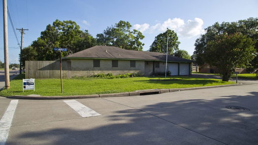 Texas City 1-story, 3-bed 2901 19th Avenue N-idx