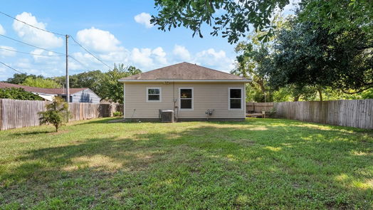 Texas City 1-story, 4-bed 214 20th Avenue N-idx