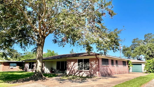 Texas City 1-story, 3-bed 1956 1st Street N-idx