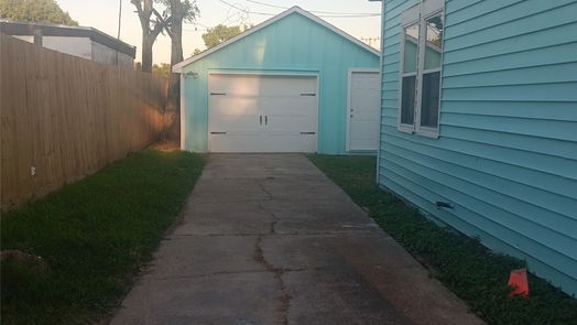 Texas City 1-story, 2-bed 318 7th Street N-idx