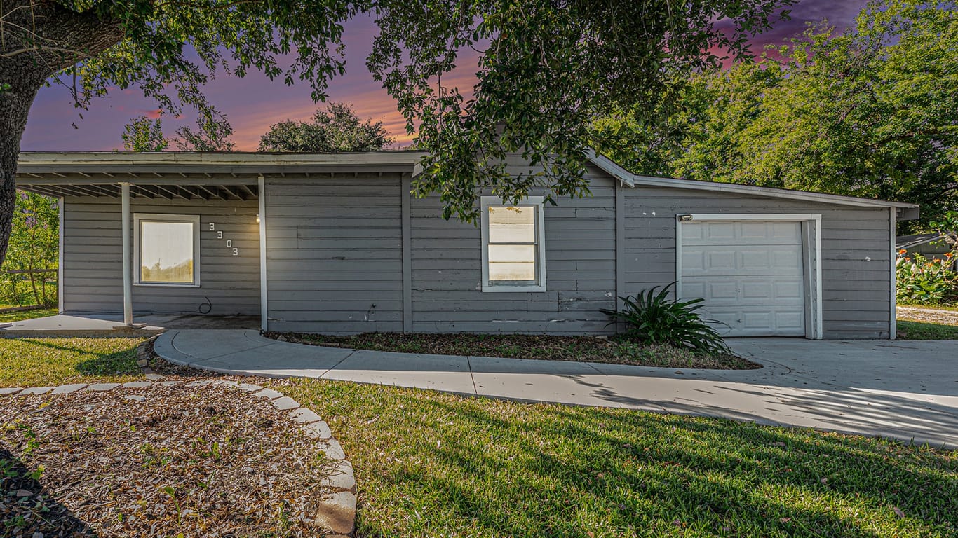 Texas City null-story, 3-bed 3303 1st Avenue N-idx