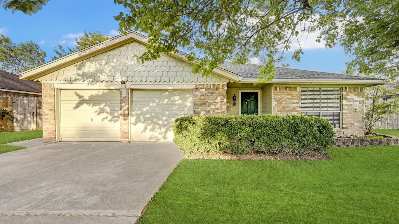 Texas City 1-story, 4-bed 2702 4th Street N-idx