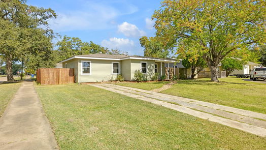 Texas City 1-story, 4-bed 1538 1st Avenue N-idx