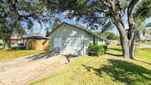 Texas City null-story, 3-bed 2830 17 Avenue N-idx