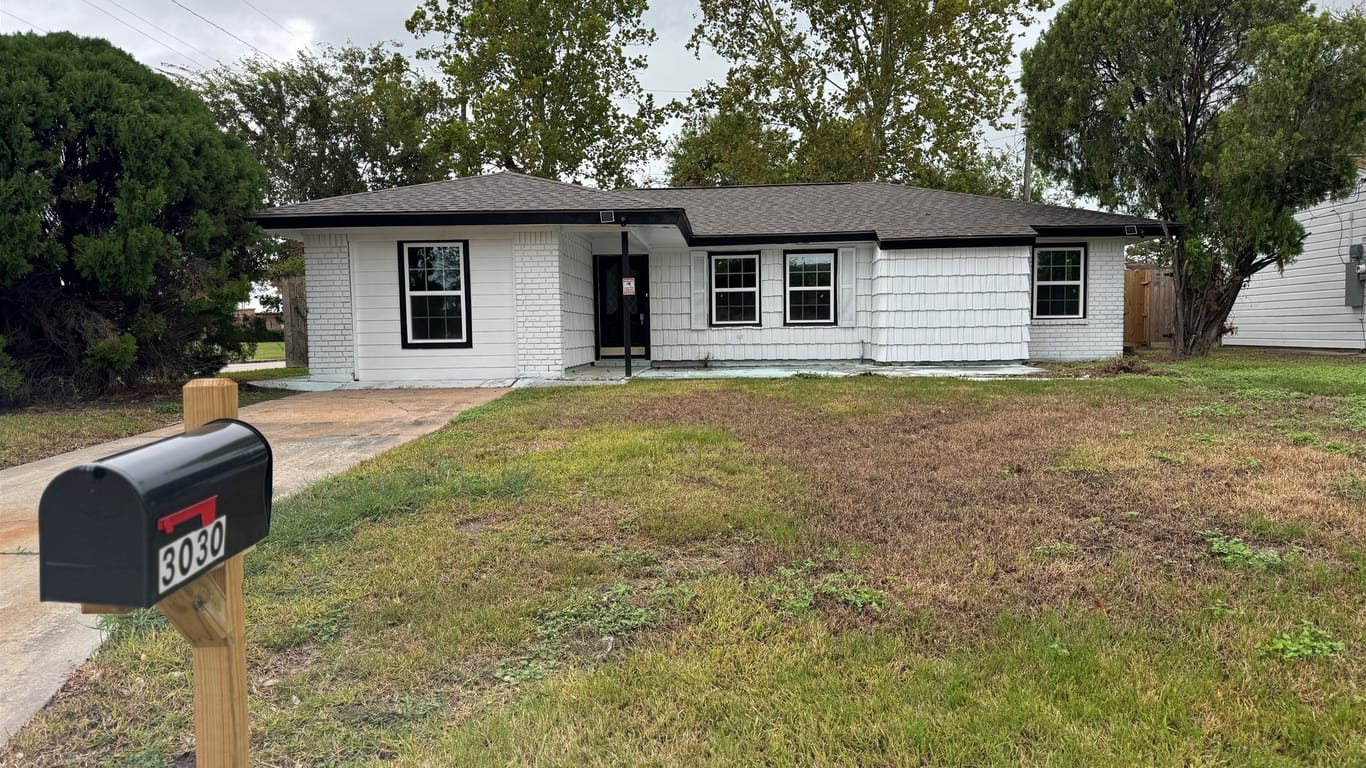 Texas City null-story, 4-bed 3030 14th Avenue N-idx