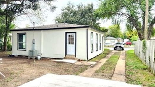 Texas City null-story, 3-bed 1008 9th Avenue N-idx