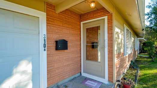 Texas City null-story, 3-bed 3106 Danforth Drive-idx