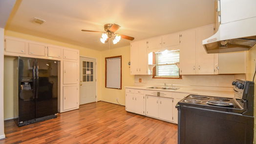 Texas City null-story, 3-bed 3106 Danforth Drive-idx
