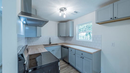 Texas City 1-story, 3-bed 1513 Wayside Drive-idx