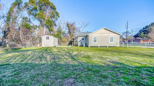 Texas City 1-story, 3-bed 6102 Anderson Street-idx