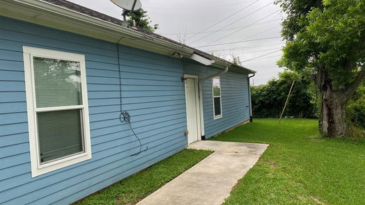 Texas City 1-story, 3-bed 214 S Leroy Street-idx