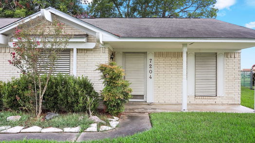 Texas City 1-story, 3-bed 7204 Nightingale Circle-idx