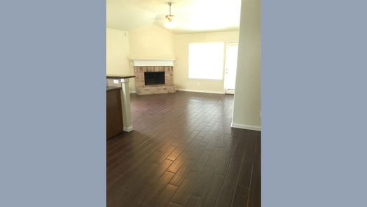 Texas City 1-story, 4-bed 201 N Heritage Oaks Drive-idx