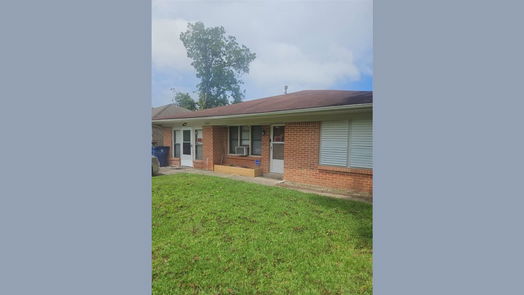 Texas City null-story, 3-bed 7002 Woodrow Street-idx