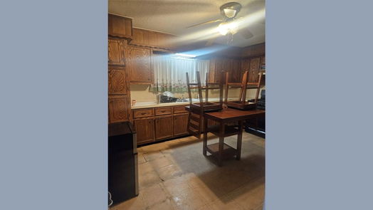 Texas City null-story, 3-bed 7002 Woodrow Street-idx