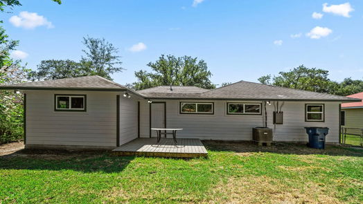 Texas City 1-story, 3-bed 5006 Live Oak Drive-idx