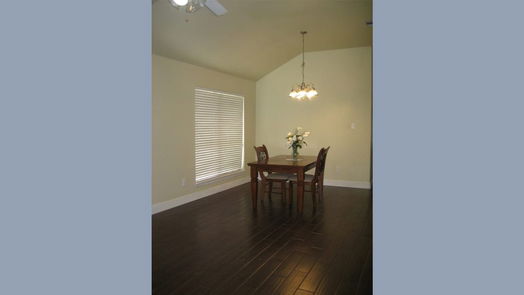 Texas City 1-story, 4-bed 201 N Heritage Oaks Drive-idx