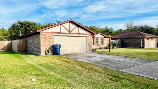 Texas City 1-story, 3-bed 314 Lantana Drive-idx