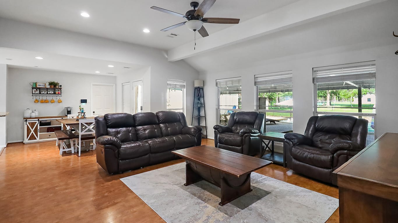 Wallisville 1-story, 3-bed 351 Indian Trails Drive-idx