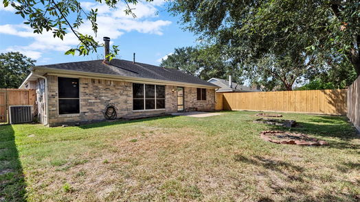 Houston 1-story, 3-bed 16007 Pipers View Drive-idx