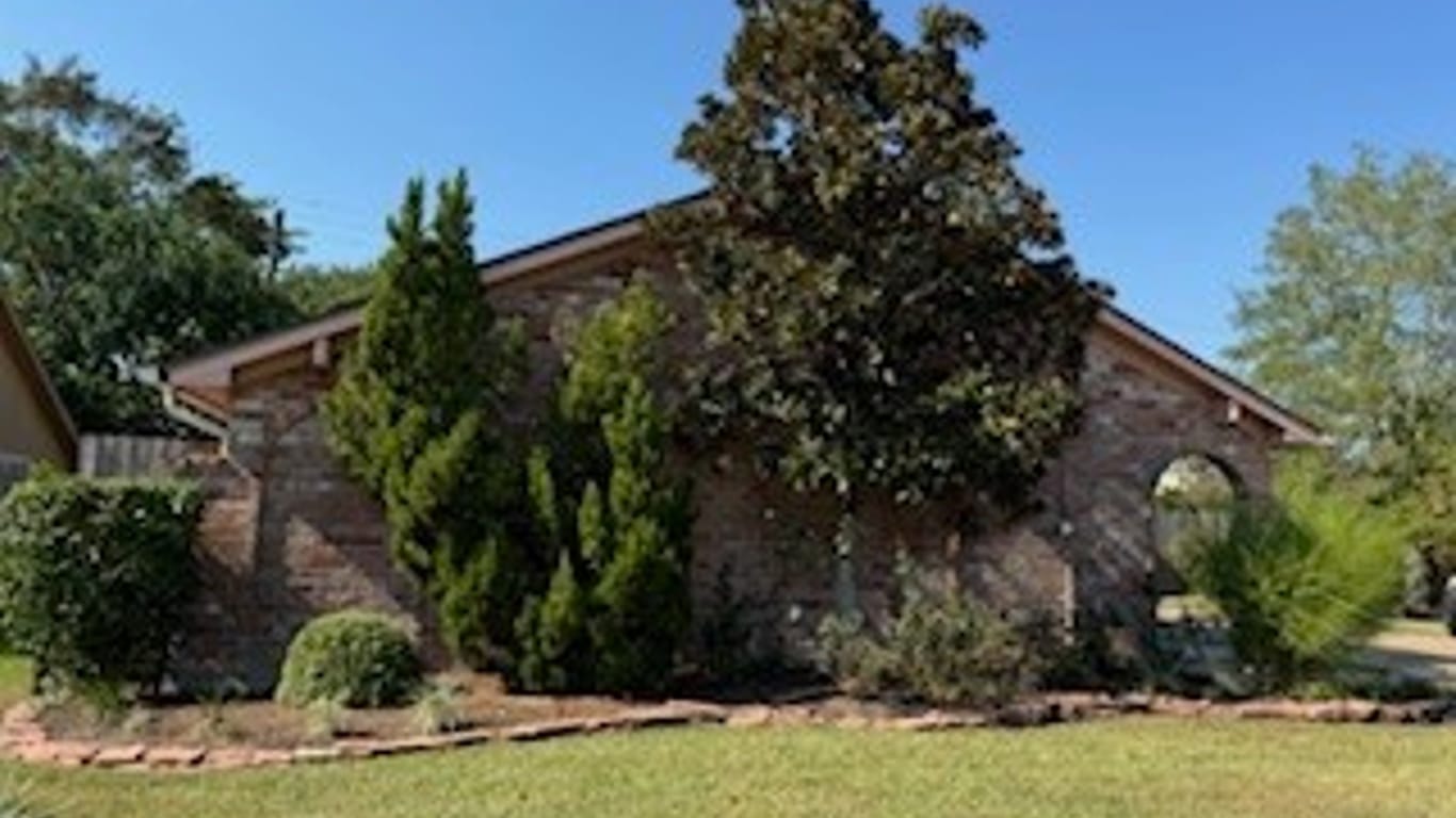 Webster 1-story, 4-bed 608 Travis Street-idx