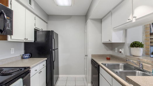 Webster null-story, 1-bed 250 El Dorado Boulevard 203-idx