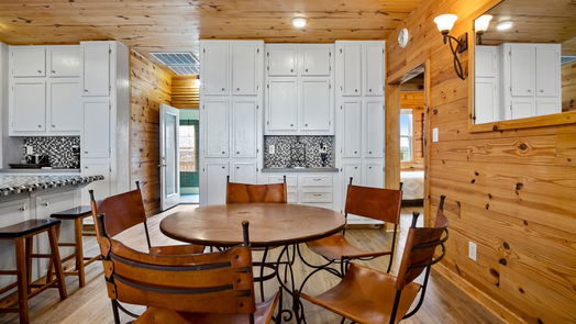 Gilchrist 1-story, 4-bed 990 Marjorie-idx